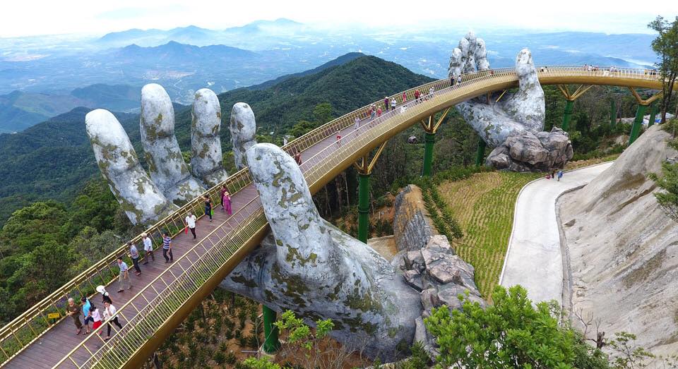 Ba Na Hills Golden Bridge