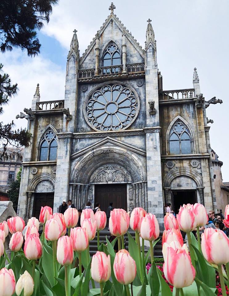 Ba Na Hills French Cathedral