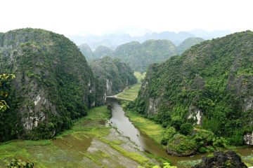 Hoa Lu Tam Coc Mua Cave tour